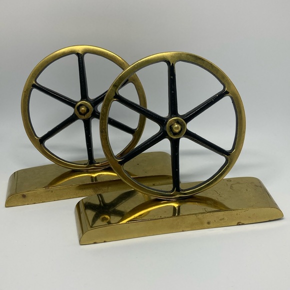 1960 Virginia Metal Works Polished Brass Wagon Wheel Bookends - Picture 2 of 13